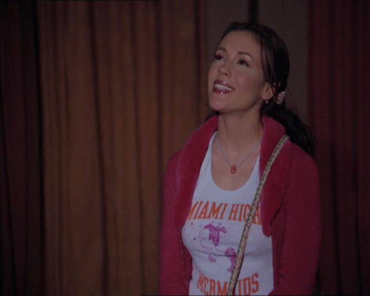 Charmed-Online-dot-218ChickFlick2157.jpg