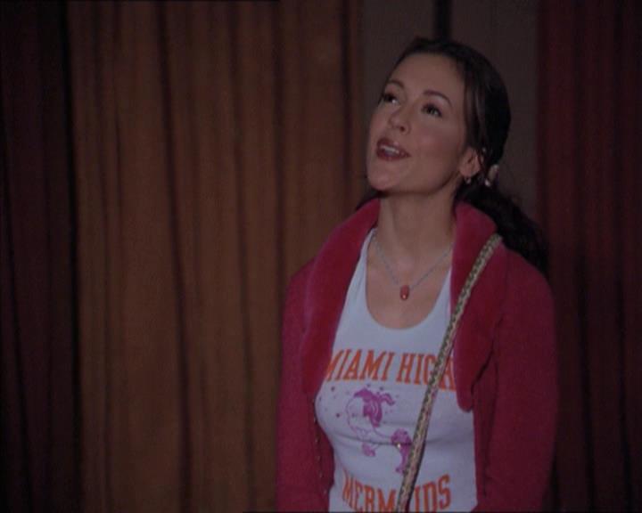 Charmed-Online-dot-218ChickFlick2159.jpg