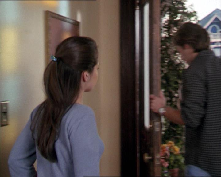 Charmed-Online-dot-218ChickFlick2250.jpg