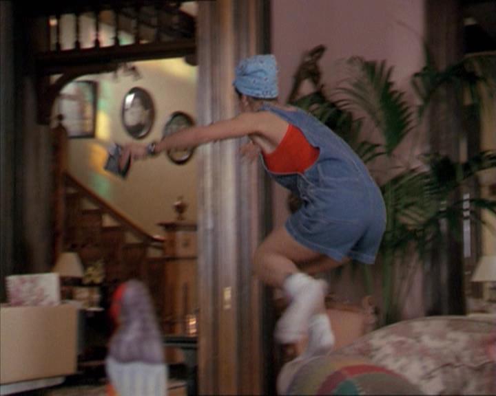 Charmed-Online-dot-218ChickFlick2335.jpg