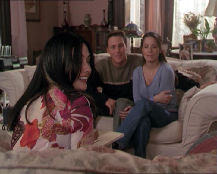Charmed-Online-dot-218ChickFlick2337.jpg