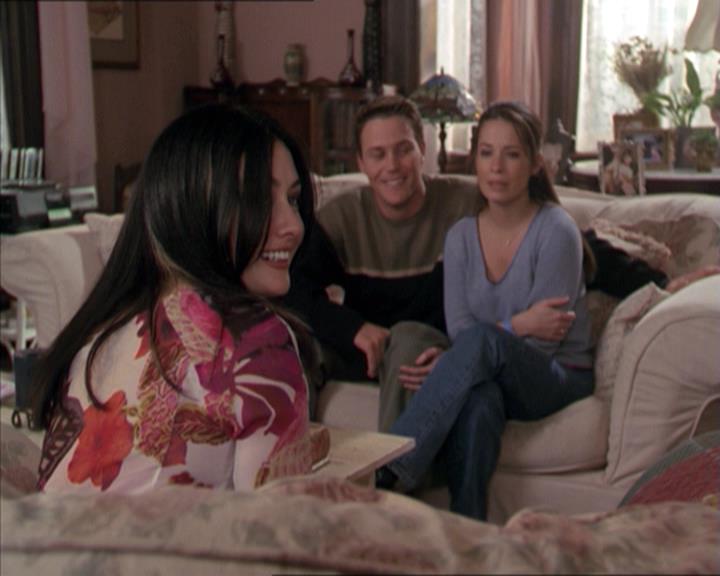 Charmed-Online-dot-218ChickFlick2338.jpg