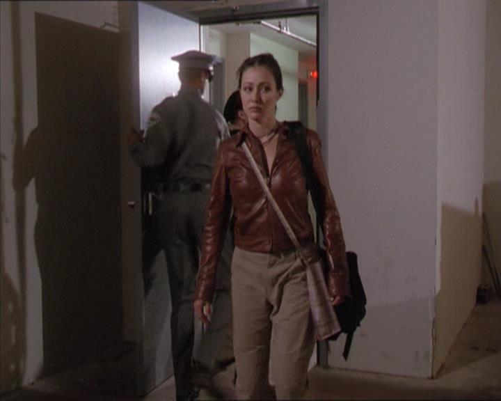 Charmed-Online-dot-220AstralMonkeys0420.jpg