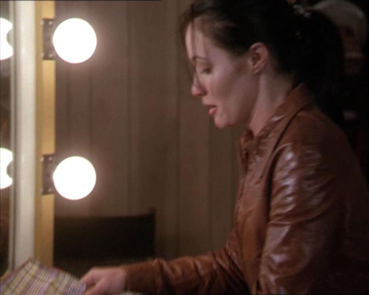 Charmed-Online-dot-220AstralMonkeys0441.jpg Charmed-Online-dot-220AstralMonkeys0441.jpg