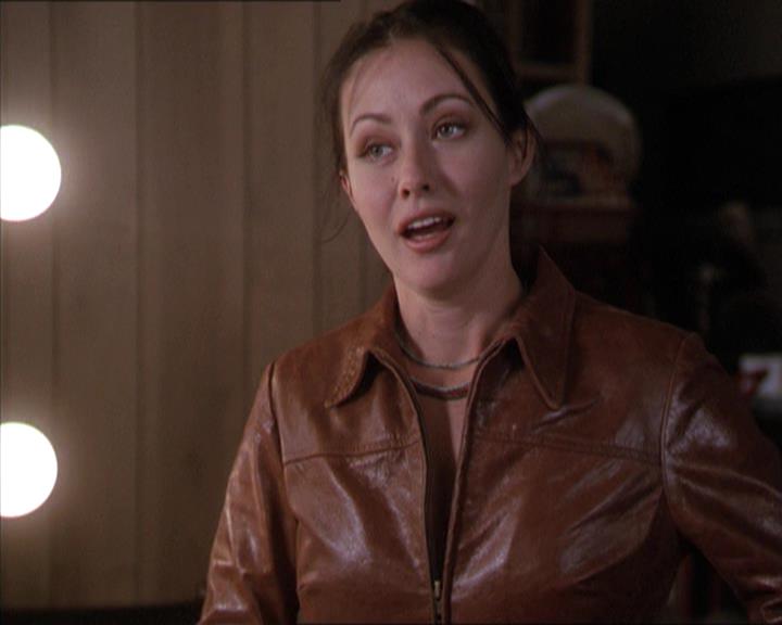 Charmed-Online-dot-220AstralMonkeys0484.jpg