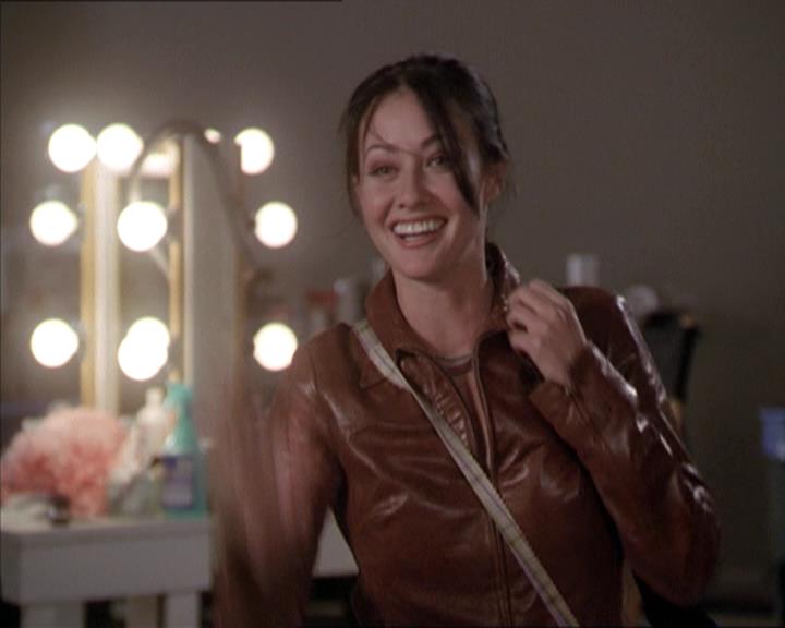 Charmed-Online-dot-220AstralMonkeys0680.jpg