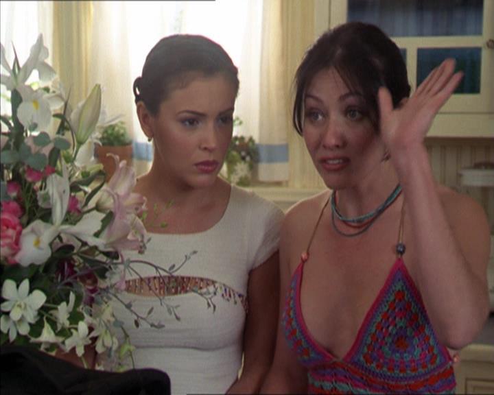Charmed-Online-dot-220AstralMonkeys0763.jpg