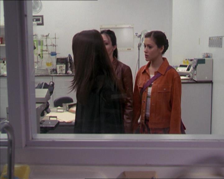 Charmed-Online-dot-220AstralMonkeys0957.jpg