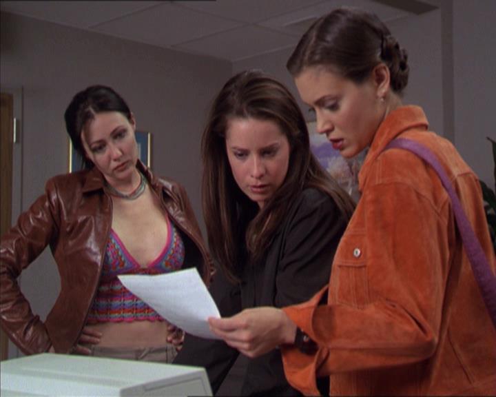 Charmed-Online-dot-220AstralMonkeys1225.jpg