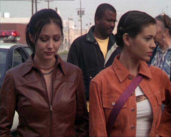 Charmed-Online-dot-220AstralMonkeys1275.jpg