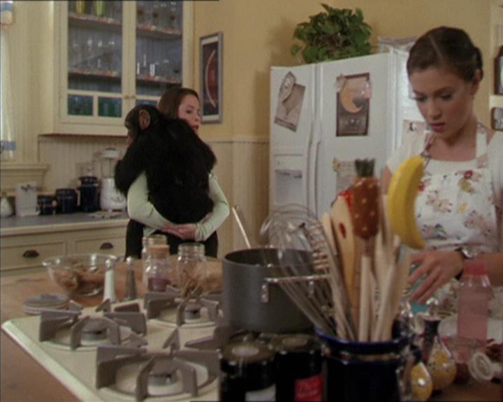Charmed-Online-dot-220AstralMonkeys1687.jpg