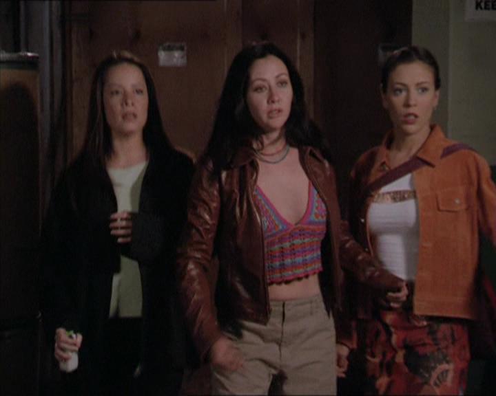 Charmed-Online-dot-220AstralMonkeys1854.jpg