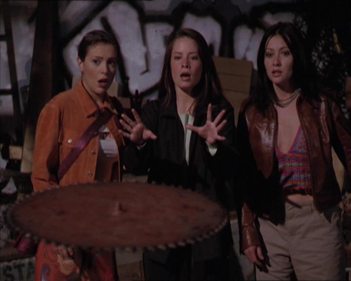 Charmed-Online-dot-220AstralMonkeys2092.jpg