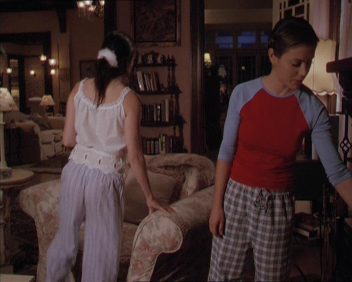Charmed-Online-dot-220AstralMonkeys2182.jpg