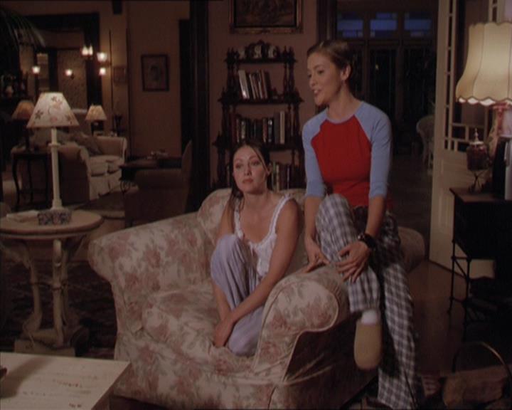 Charmed-Online-dot-220AstralMonkeys2188.jpg