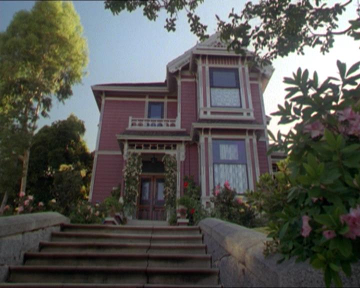 Charmed-Online-dot-221ApocalypseNot0001.jpg