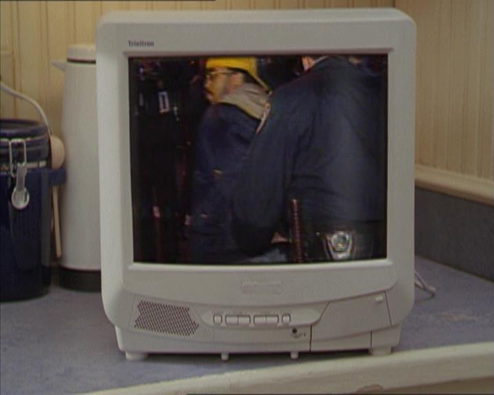 Charmed-Online-dot-221ApocalypseNot0027.jpg