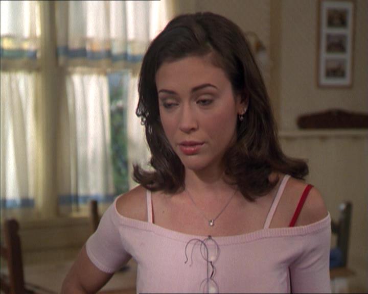 Charmed-Online-dot-221ApocalypseNot0045.jpg