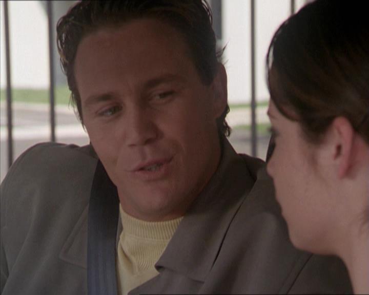 Charmed-Online-dot-221ApocalypseNot0173.jpg