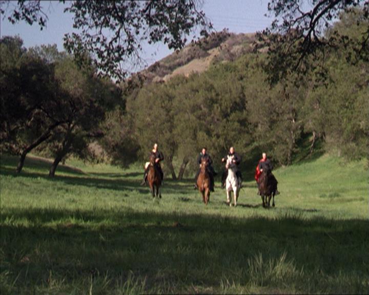 Charmed-Online-dot-221ApocalypseNot0271.jpg