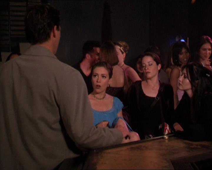 Charmed-Online-dot-221ApocalypseNot0411.jpg