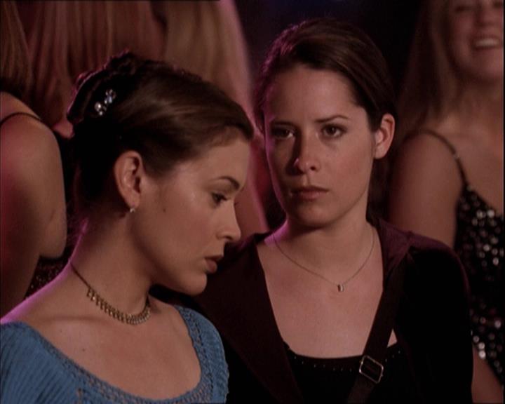 Charmed-Online-dot-221ApocalypseNot0444.jpg