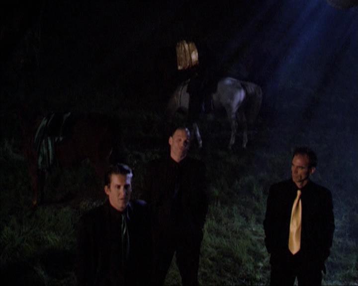 Charmed-Online-dot-221ApocalypseNot0462.jpg