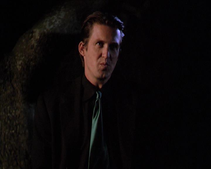 Charmed-Online-dot-221ApocalypseNot0474.jpg