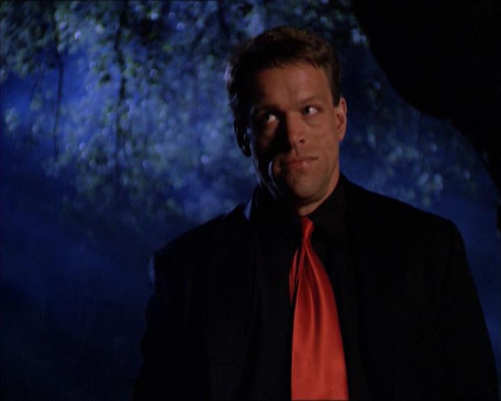 Charmed-Online-dot-221ApocalypseNot0475.jpg