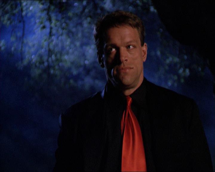 Charmed-Online-dot-221ApocalypseNot0479.jpg