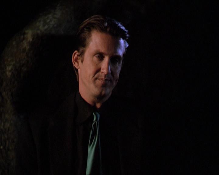 Charmed-Online-dot-221ApocalypseNot0481.jpg