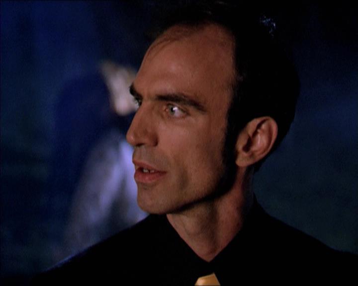 Charmed-Online-dot-221ApocalypseNot0501.jpg