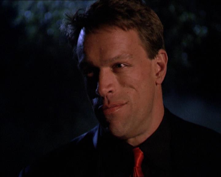 Charmed-Online-dot-221ApocalypseNot0507.jpg