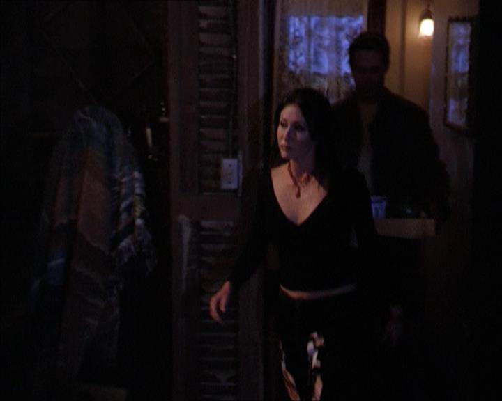 Charmed-Online-dot-221ApocalypseNot0519.jpg