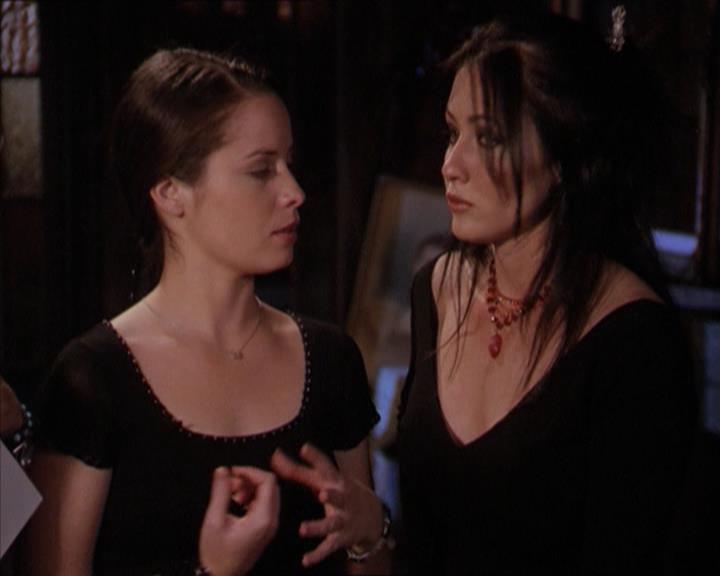 Charmed-Online-dot-221ApocalypseNot0576.jpg