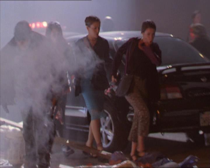 Charmed-Online-dot-221ApocalypseNot0645.jpg