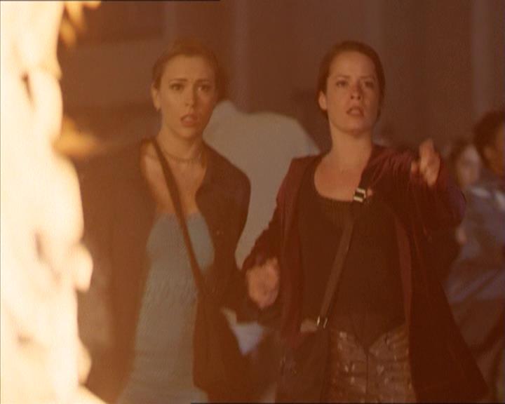 Charmed-Online-dot-221ApocalypseNot0661.jpg