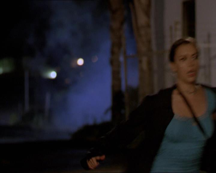 Charmed-Online-dot-221ApocalypseNot0677.jpg