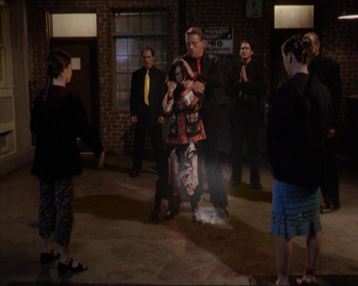 Charmed-Online-dot-221ApocalypseNot0703.jpg