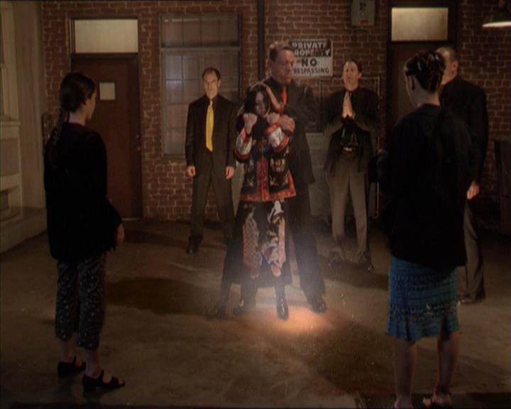Charmed-Online-dot-221ApocalypseNot0704.jpg