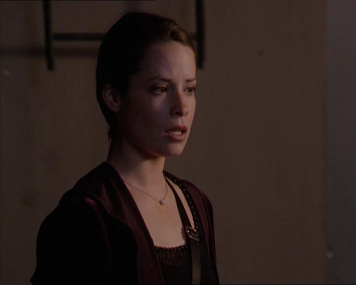 Charmed-Online-dot-221ApocalypseNot0725.jpg