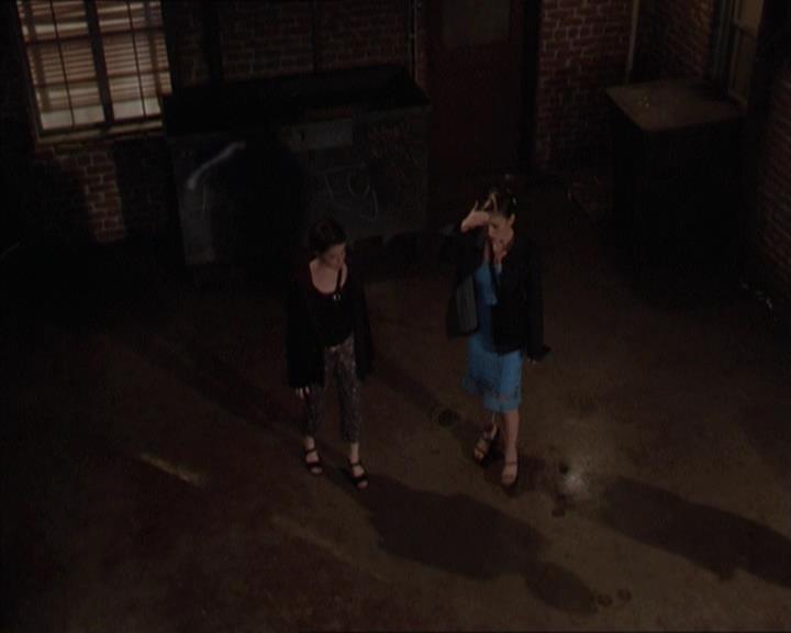 Charmed-Online-dot-221ApocalypseNot0748.jpg