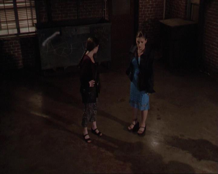 Charmed-Online-dot-221ApocalypseNot0758.jpg