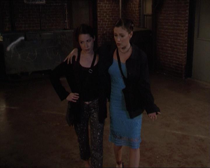 Charmed-Online-dot-221ApocalypseNot0765.jpg