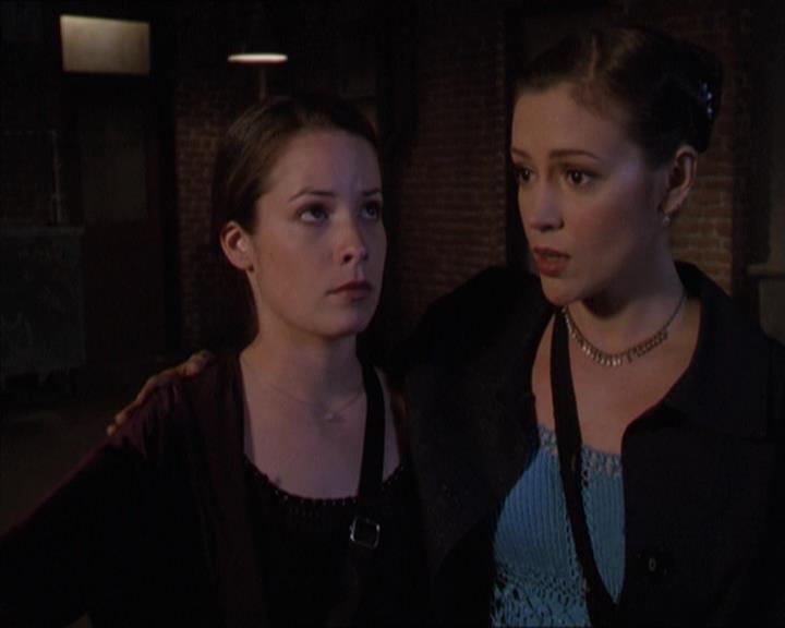 Charmed-Online-dot-221ApocalypseNot0770.jpg