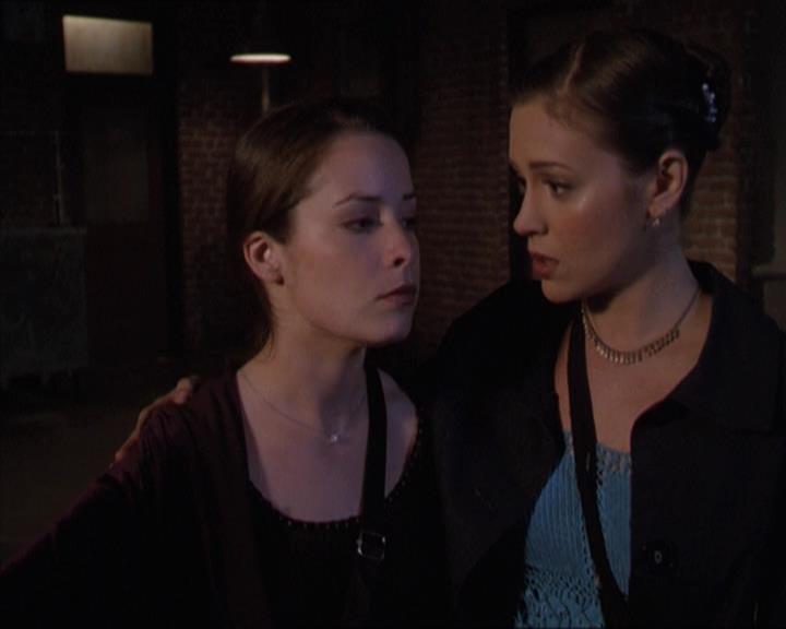 Charmed-Online-dot-221ApocalypseNot0772.jpg