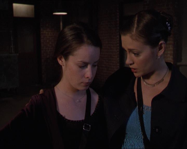 Charmed-Online-dot-221ApocalypseNot0779.jpg