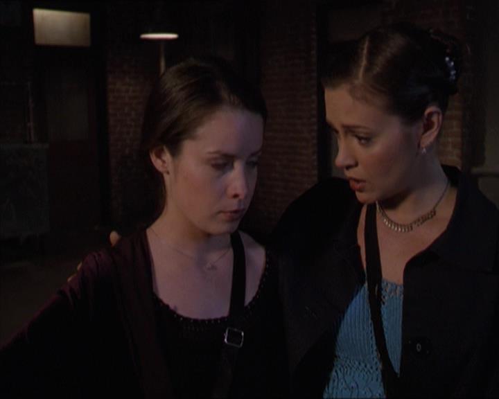 Charmed-Online-dot-221ApocalypseNot0781.jpg