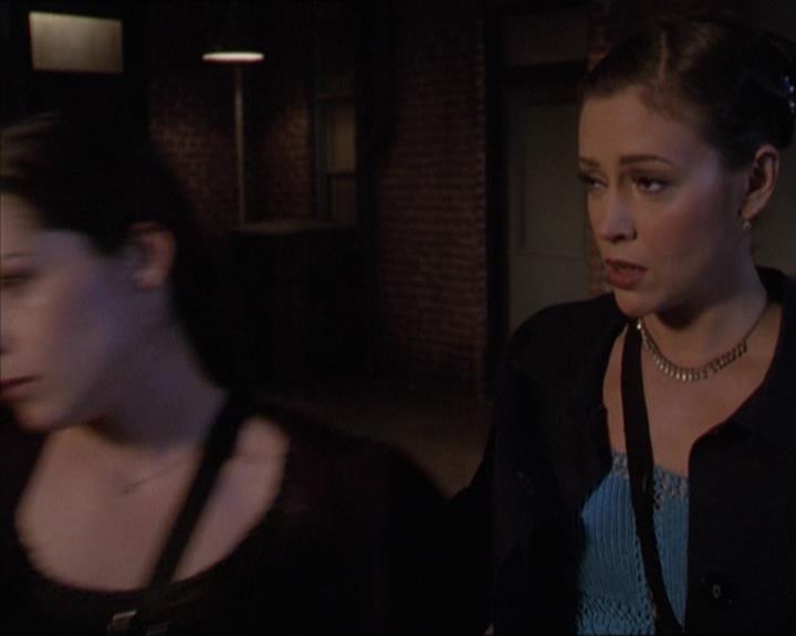 Charmed-Online-dot-221ApocalypseNot0793.jpg