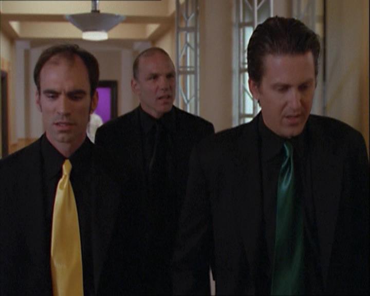 Charmed-Online-dot-221ApocalypseNot0812.jpg